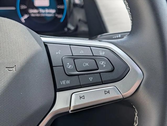 2026 Volkswagen Atlas Cross Sport SE with Technology