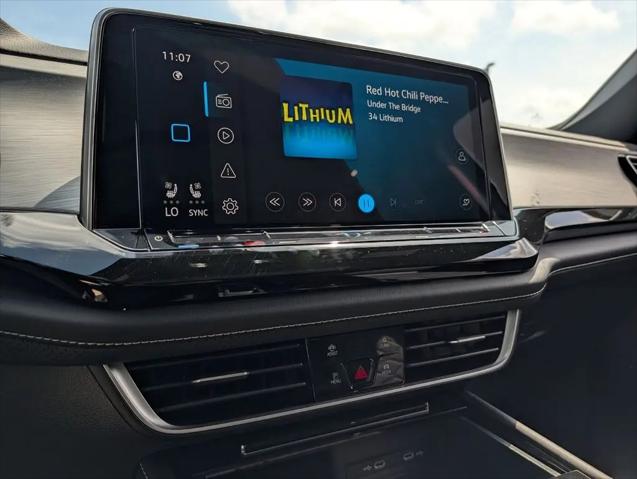 2026 Volkswagen Atlas Cross Sport SE with Technology
