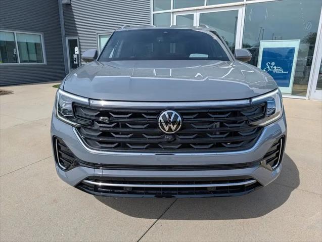 2026 Volkswagen Atlas Cross Sport SEL Premium R-Line