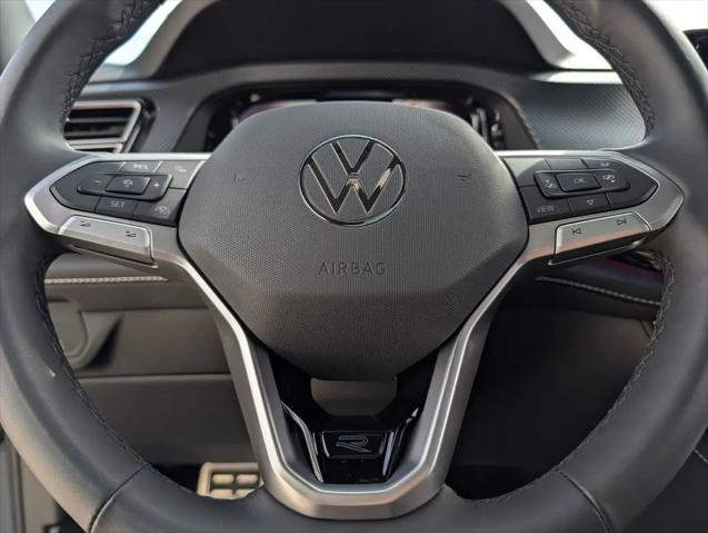 2026 Volkswagen Atlas Cross Sport SEL Premium R-Line