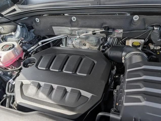 2026 Volkswagen Atlas Cross Sport SEL Premium R-Line