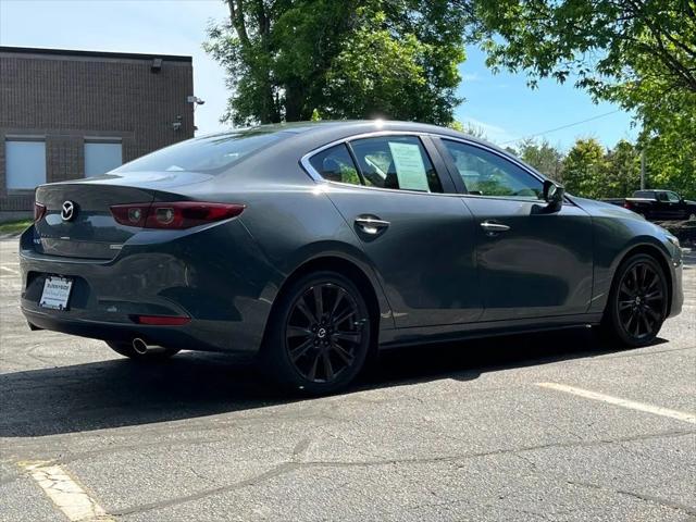 2022 Mazda Mazda3 Carbon Edition