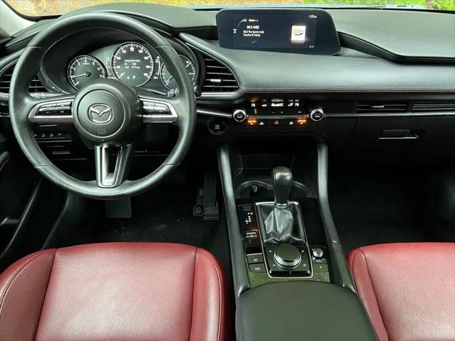 2022 Mazda Mazda3 Carbon Edition
