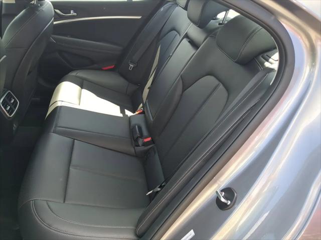 2026 Genesis G70 2.5T RWD