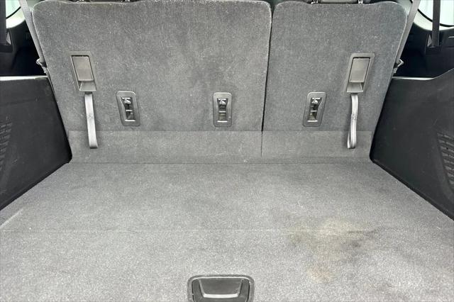 2021 Chevrolet Suburban 4WD RST