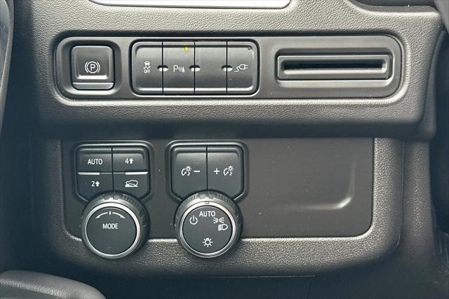 2021 Chevrolet Suburban 4WD RST