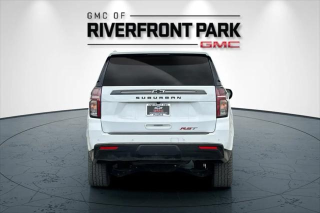 2021 Chevrolet Suburban 4WD RST