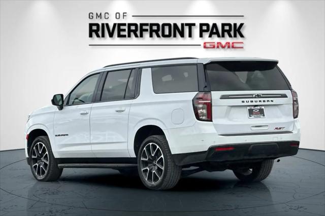 2021 Chevrolet Suburban 4WD RST