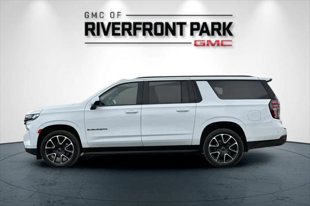 2021 Chevrolet Suburban 4WD RST