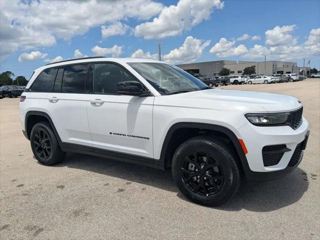 2025 Jeep Grand Cherokee Altitude 4x4