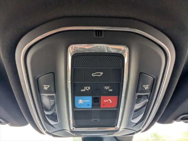 2025 Jeep Grand Cherokee Altitude 4x4