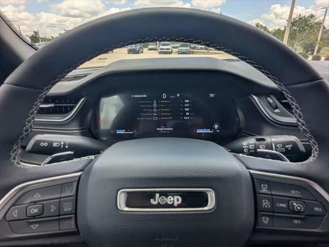 2025 Jeep Grand Cherokee Altitude 4x4