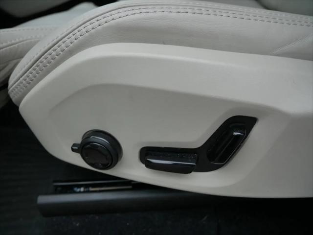 2025 Volvo XC90 B6 Ultra