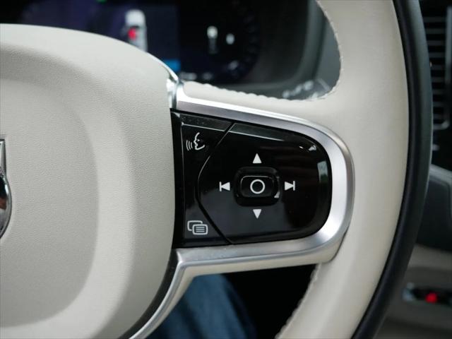 2025 Volvo XC90 B6 Ultra
