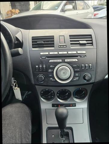 2010 Mazda Mazda3 i Touring