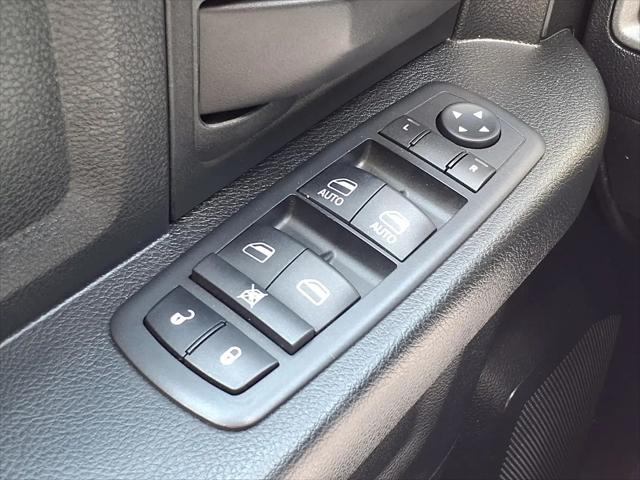 2019 Ram 1500 Classic Tradesman Crew Cab 4x4 5'7" Box