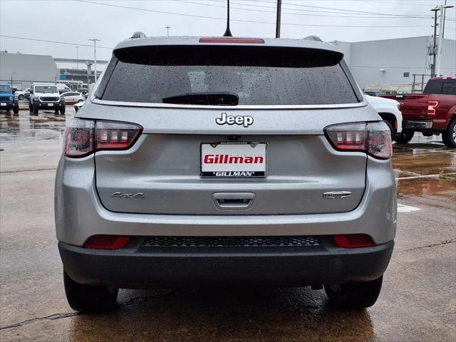 2022 Jeep Compass Latitude Lux 4x4
