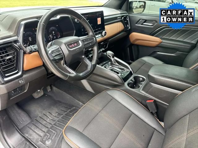 2025 GMC Canyon 4WD AT4