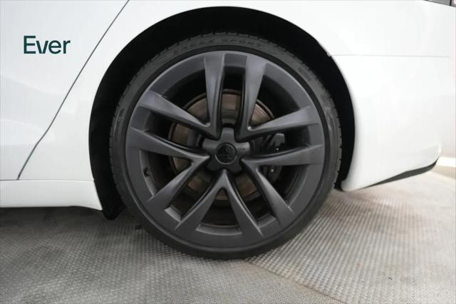 2023 Tesla Model S Standard Range