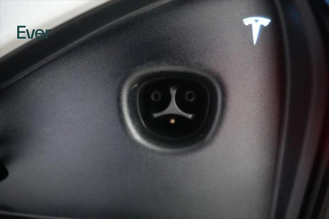 2023 Tesla Model S Standard Range