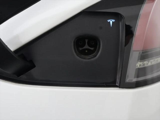 2022 Tesla Model X Dual Motor All-Wheel Drive