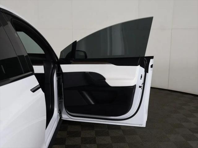 2022 Tesla Model X Dual Motor All-Wheel Drive