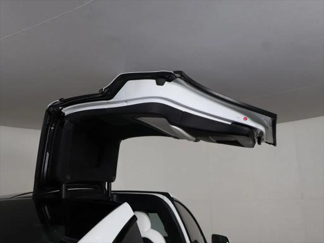 2022 Tesla Model X Dual Motor All-Wheel Drive
