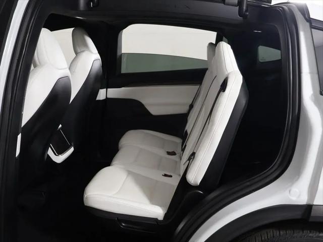 2022 Tesla Model X Dual Motor All-Wheel Drive