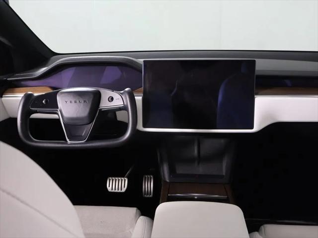 2022 Tesla Model X Dual Motor All-Wheel Drive
