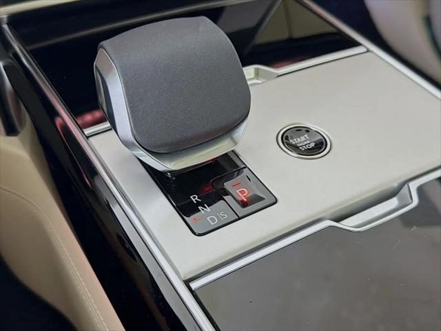 2026 Land Rover Range Rover P400 SE