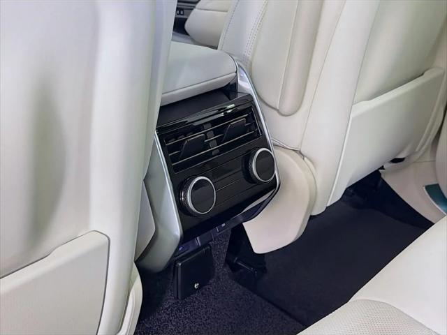 2026 Land Rover Range Rover P400 SE