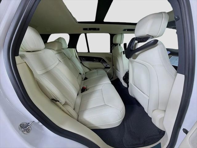 2026 Land Rover Range Rover P400 SE