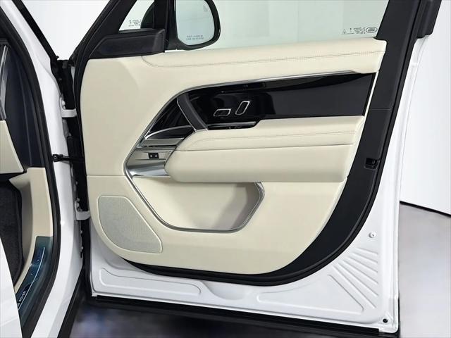 2026 Land Rover Range Rover P400 SE