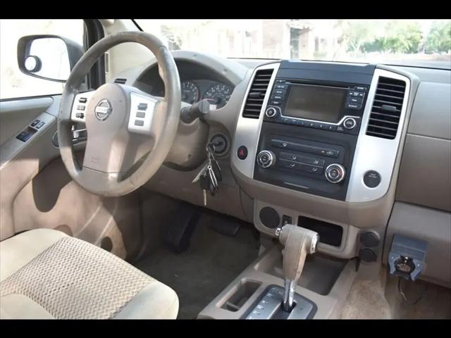 2016 Nissan Frontier SV