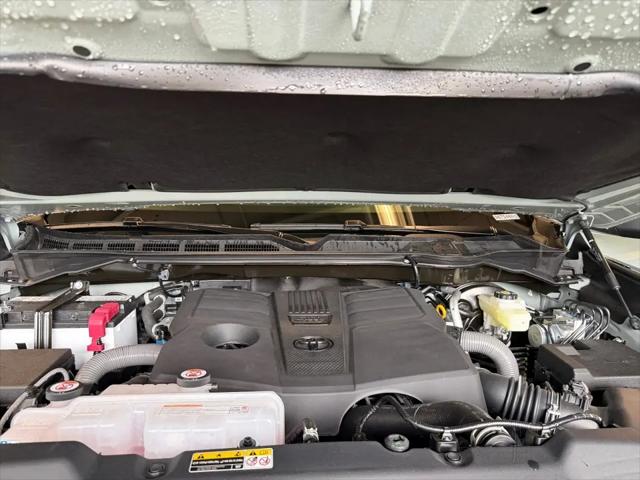 2026 Toyota Tundra SR5 CrewMax 5.5' Bed