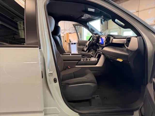 2026 Toyota Tundra SR5 CrewMax 5.5' Bed