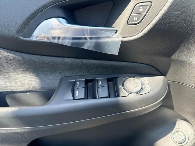 2026 Buick NV Avenir FWD