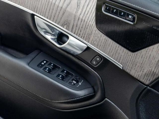 2021 Volvo XC90 T6 Inscription 7 Passenger