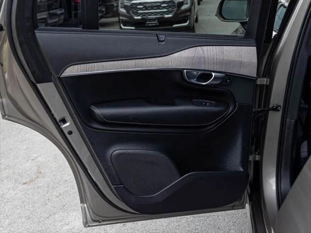 2021 Volvo XC90 T6 Inscription 7 Passenger