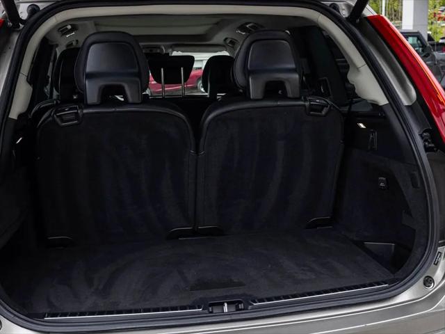 2021 Volvo XC90 T6 Inscription 7 Passenger