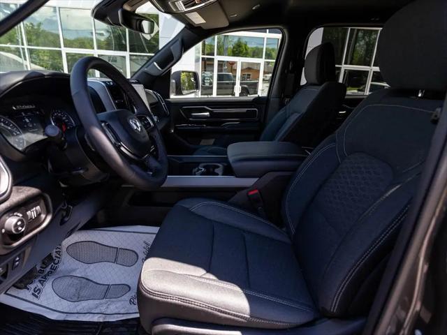 2026 Ram 1500 Big Horn Crew Cab 4x4 5'7" Box