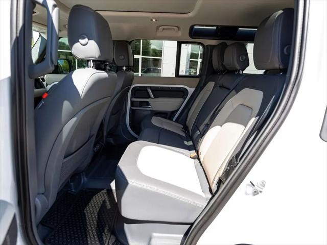 2023 Land Rover Defender 110 X-Dynamic SE