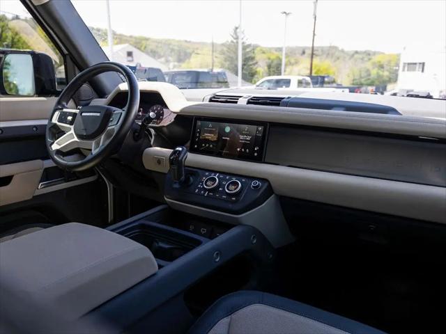 2023 Land Rover Defender 110 X-Dynamic SE