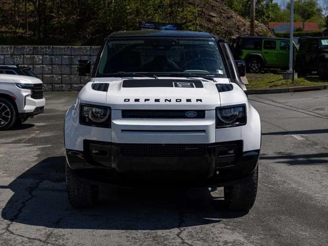 2023 Land Rover Defender 110 X-Dynamic SE