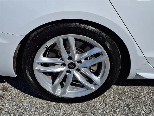 2023 Audi A4 Premium 45 TFSI S line quattro S tronic