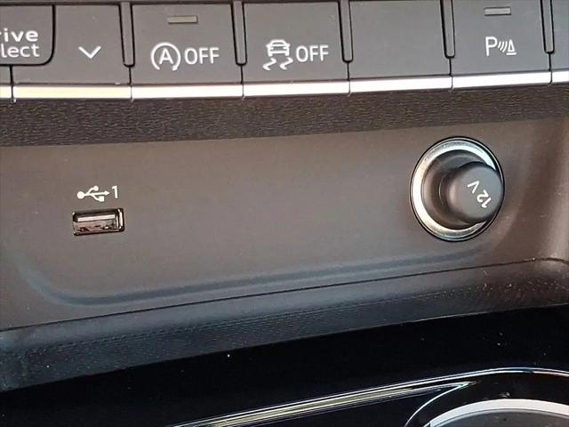 2023 Audi A4 Premium 45 TFSI S line quattro S tronic