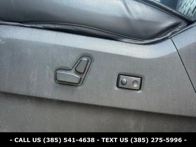 2012 Chrysler Town & Country Touring-L