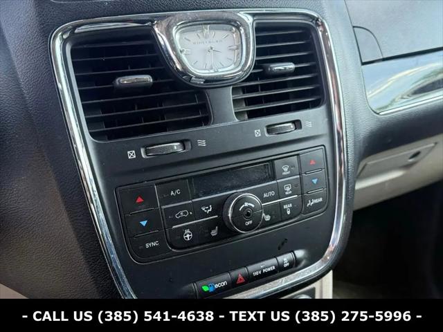 2012 Chrysler Town & Country Touring-L