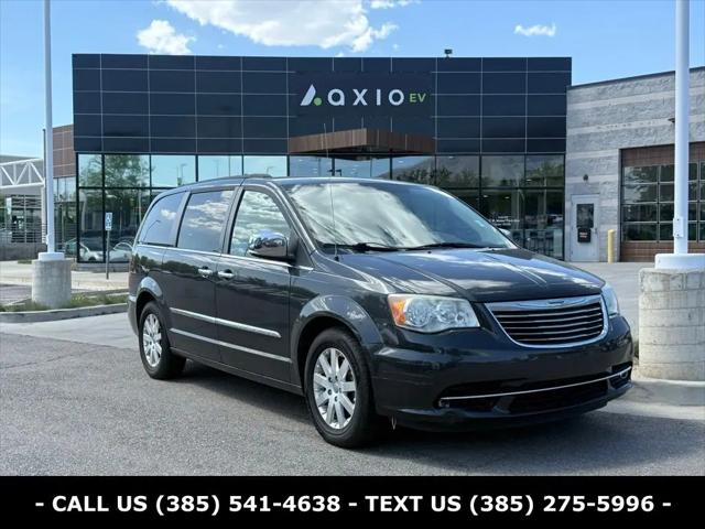 2012 Chrysler Town & Country Touring-L