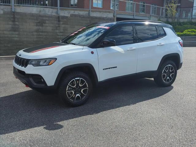 2025 Jeep Compass Trailhawk 4x4